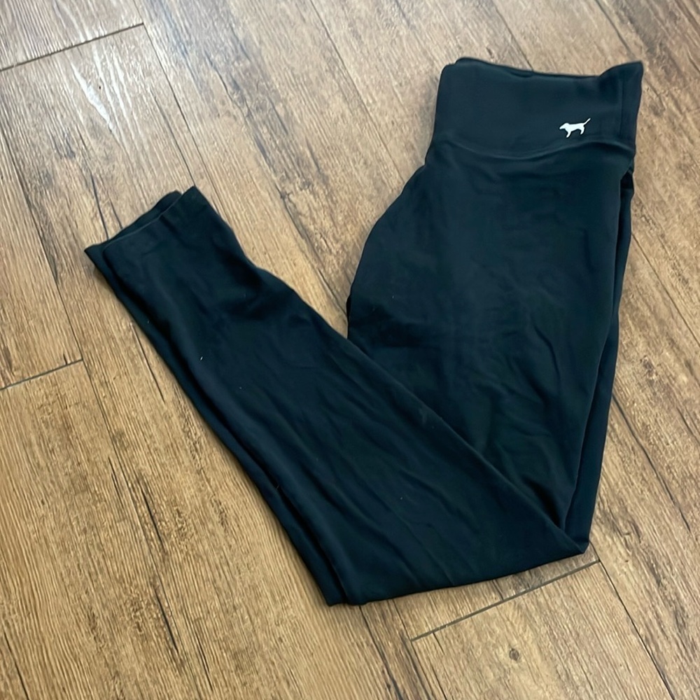 Pink by Victoria Secret black leggings